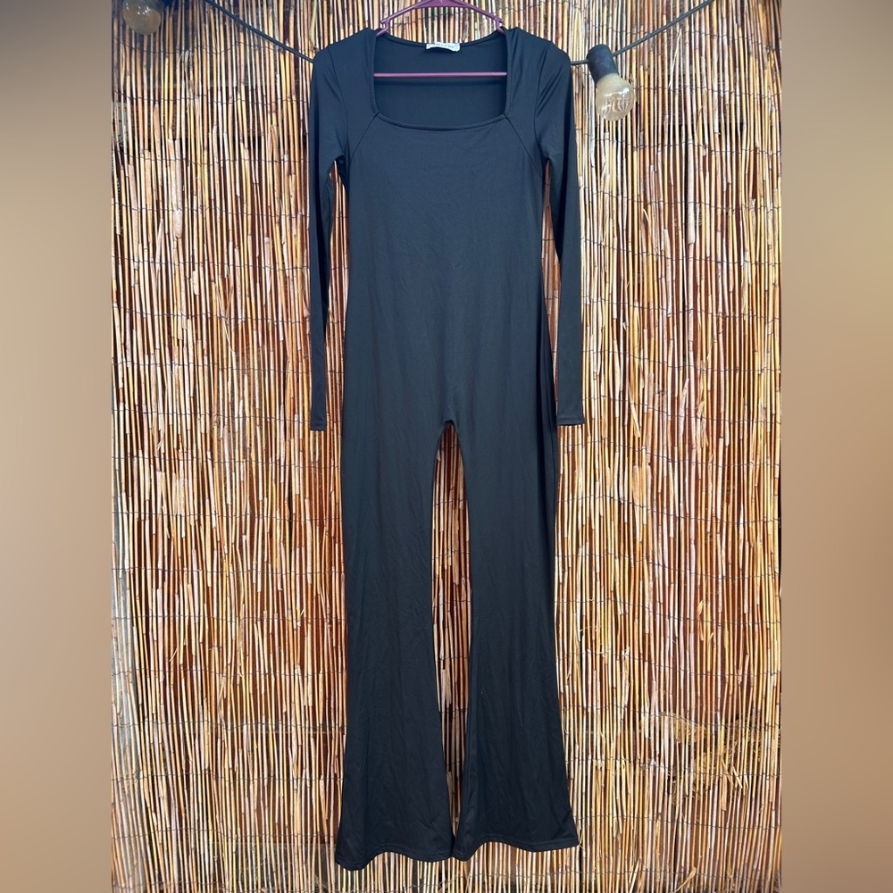 Elegant Black Long Sleeve Jumpsuit